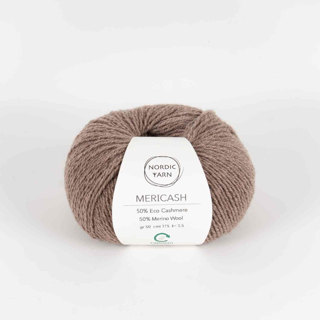 10 Pack of Mericash, 1 color Bundles Nordic Yarn Tanno 